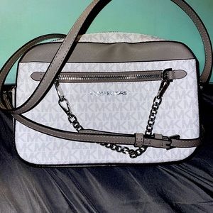 White small Michael kors purse